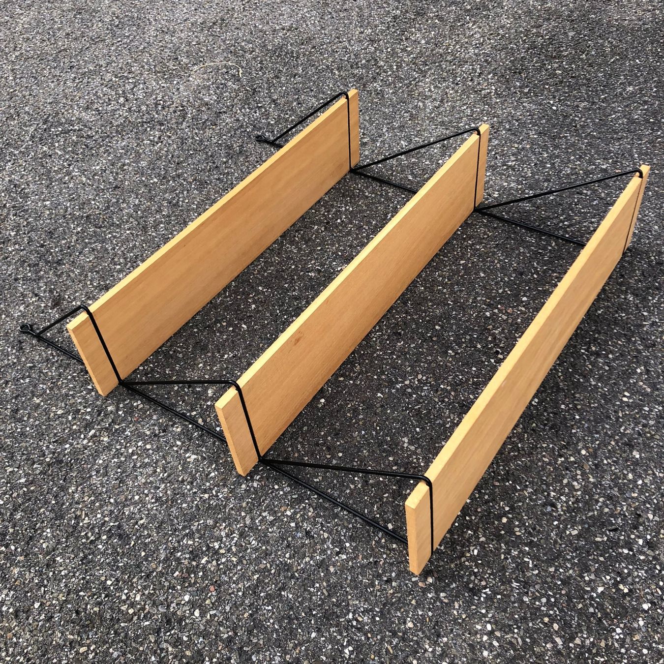 Scaffali: Vintage Stringregal/Hängeregal – Usato da Basel venduto da Krenit 1