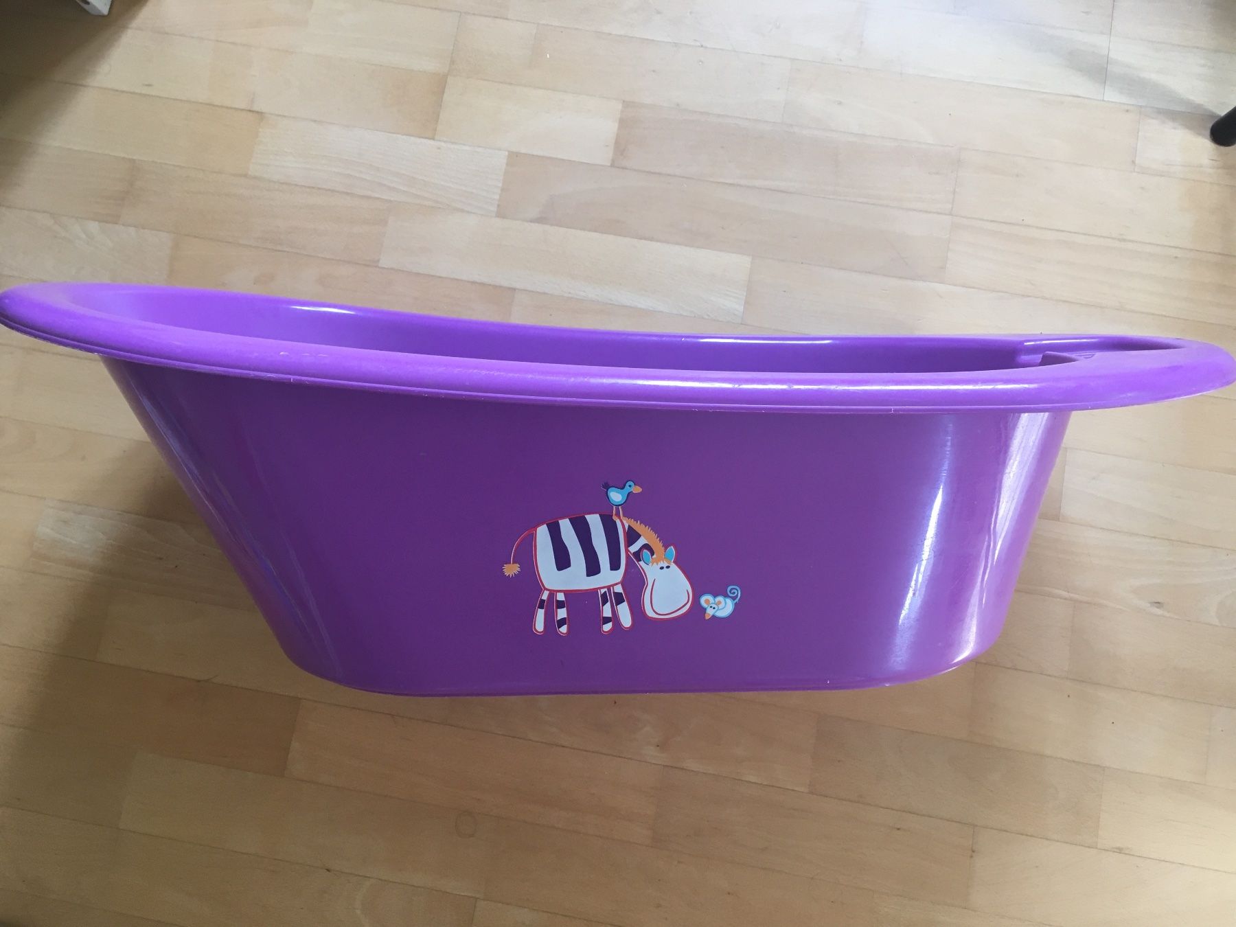Badewannen: Babybadewanne violett – Gebraucht aus Zürich von mignonmignon