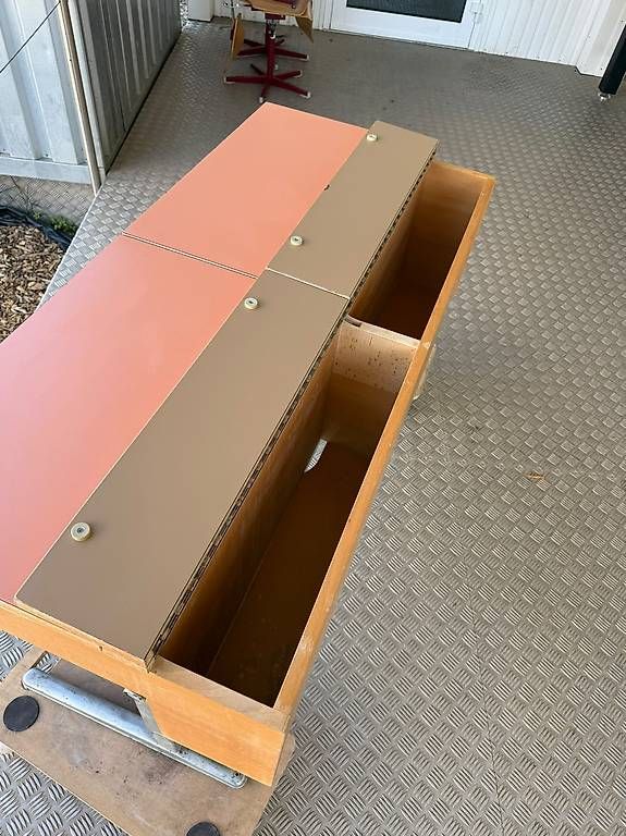 Schreibtische: Schülerpult 5 Stück – Gebraucht aus Rumisberg von Kis7 2