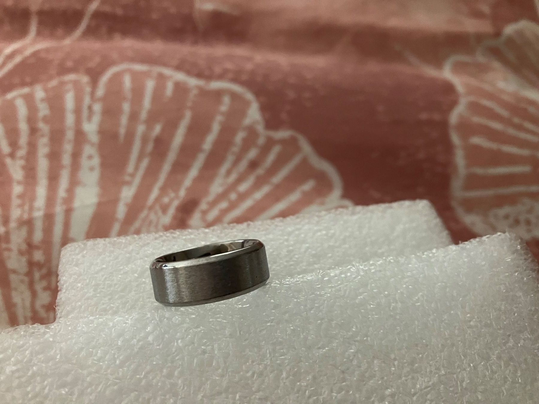 Anelli: Edelstahl Ring 201, klassisch elegant, silberfarben, neu – Nuovo (secondo la descrizione) da Affoltern am Albis venduto da Dlotti 1