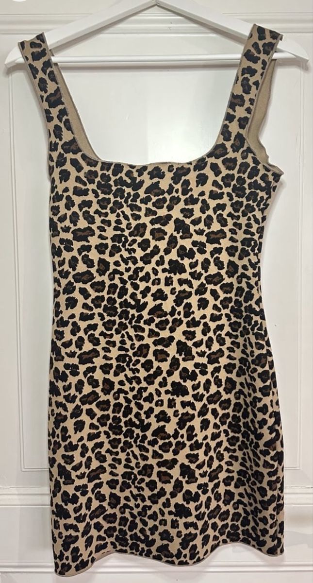 Zara Vestiti: Cooles Kleid Leomuster M – Usato da Winterthur venduto da Sunshineandrain