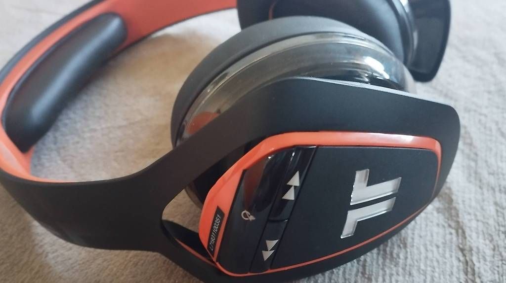 Cuffie: TRITTON ARK 200 Gaming Headset for PC & PS4 – Usato da Lausanne venduto da ale_6c5g 4