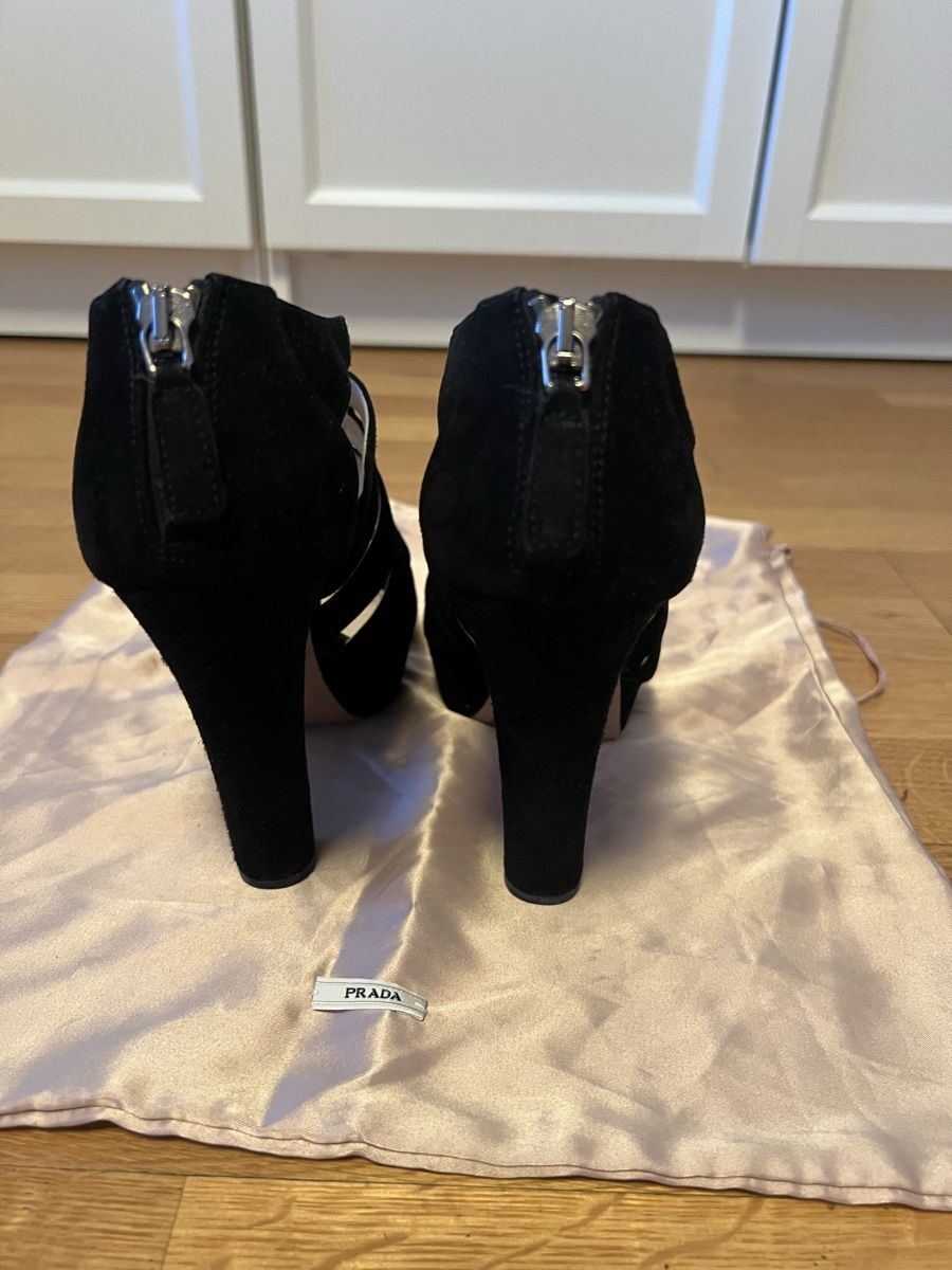 Scarpe da donna: Kaum getragene Prada Heels Gr. 36.5 – Usato da Zürich venduto da ERueff 4