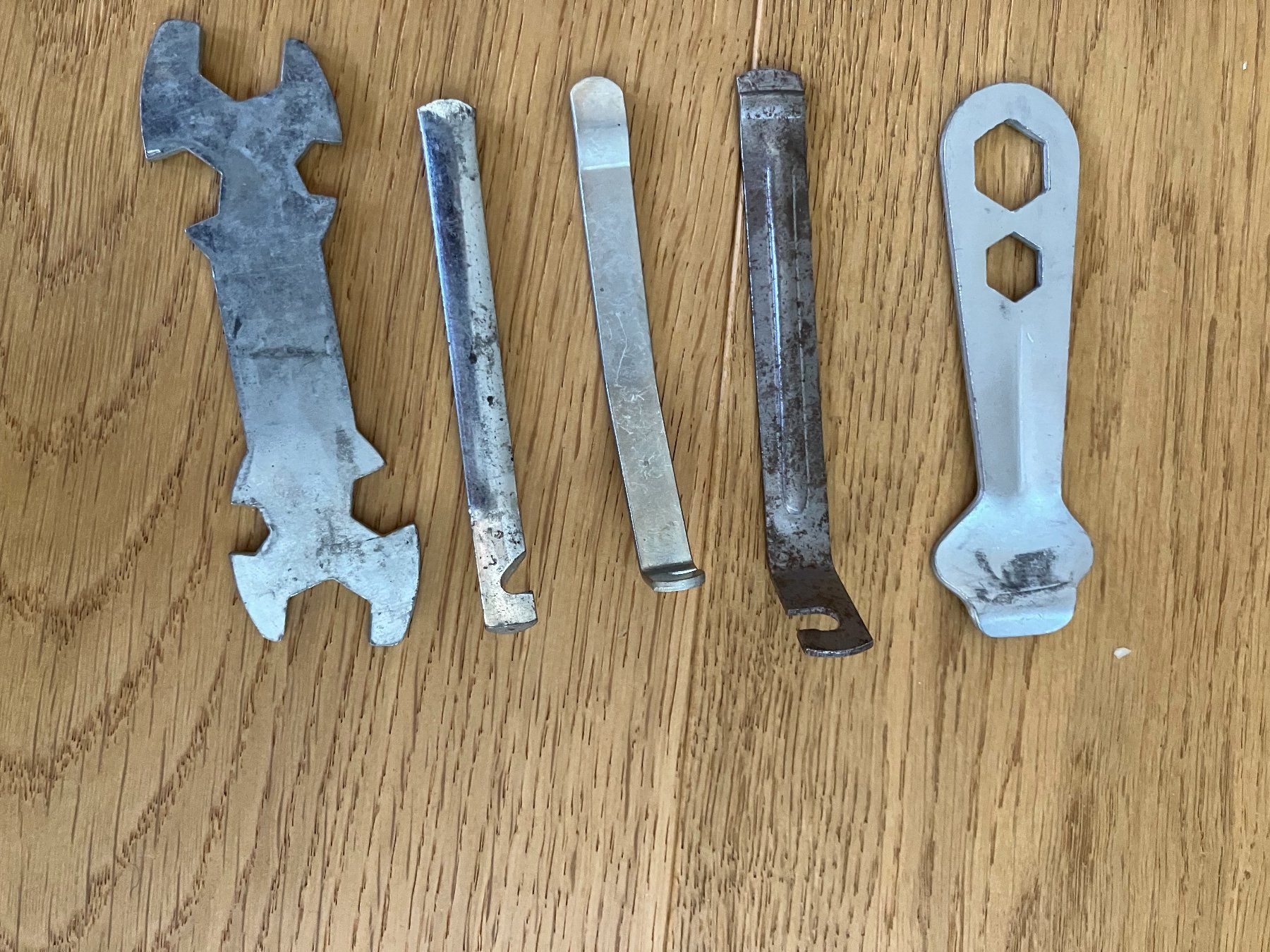 Pezzi di ricambio: Satteltasche Vintage  mit Werkzeug – Usato da Obermumpf venduto da Estrela67 4