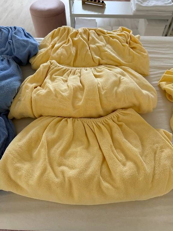 Tessuti: 5 Massageliegebezüge Sets – Usato da Wallisellen venduto da livdeluxe 1
