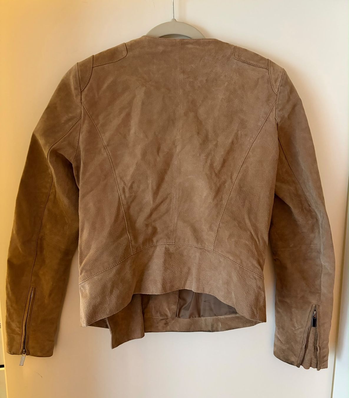 Mango Jacken: Lederjacke von Mango – Gebraucht aus Zürich von ele_28hz 1