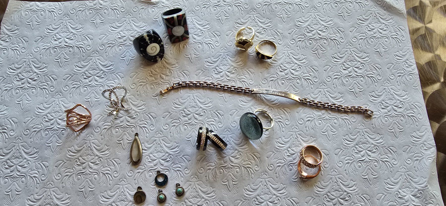 Autres bijoux: Modeschmuck – D'occasion à Menziken par Columbus 6