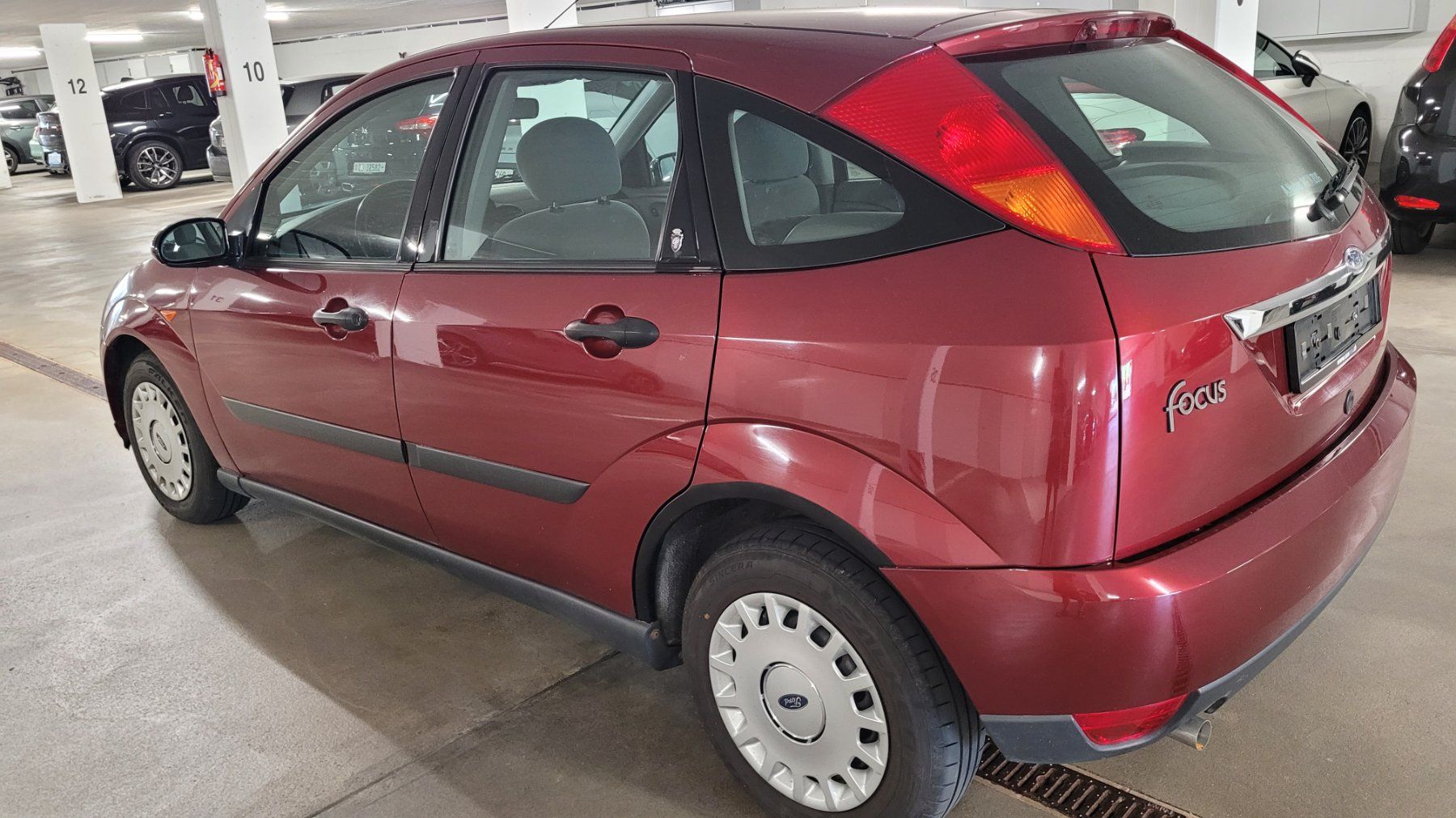 Ford Autos: Ford Focus 1.6 – D'occasion à Hünenberg par ri-em 4