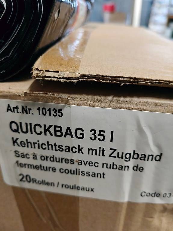 Cestini per rifiuti: Kehrichtsäcke 35 Liter, ganzer Karton mit 20 Rollen – Nuovo e nell'imballaggio originale da Oftringen venduto da alurollgerueste 2