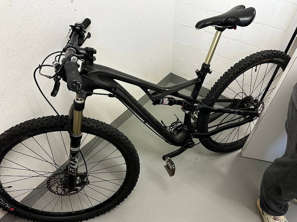 Specialized Velos: Specialized Camber FSR Carbon 29 Carbon Trail-Fully – Gebraucht aus Grub AR von max_kxw5 3