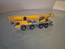 Grue Liebherr LTM 1090-4.2 WSI
