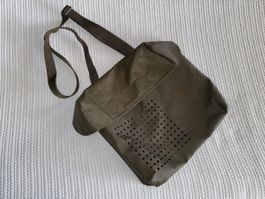 Umhängetasche der Schweizer Armee (neuwertig)