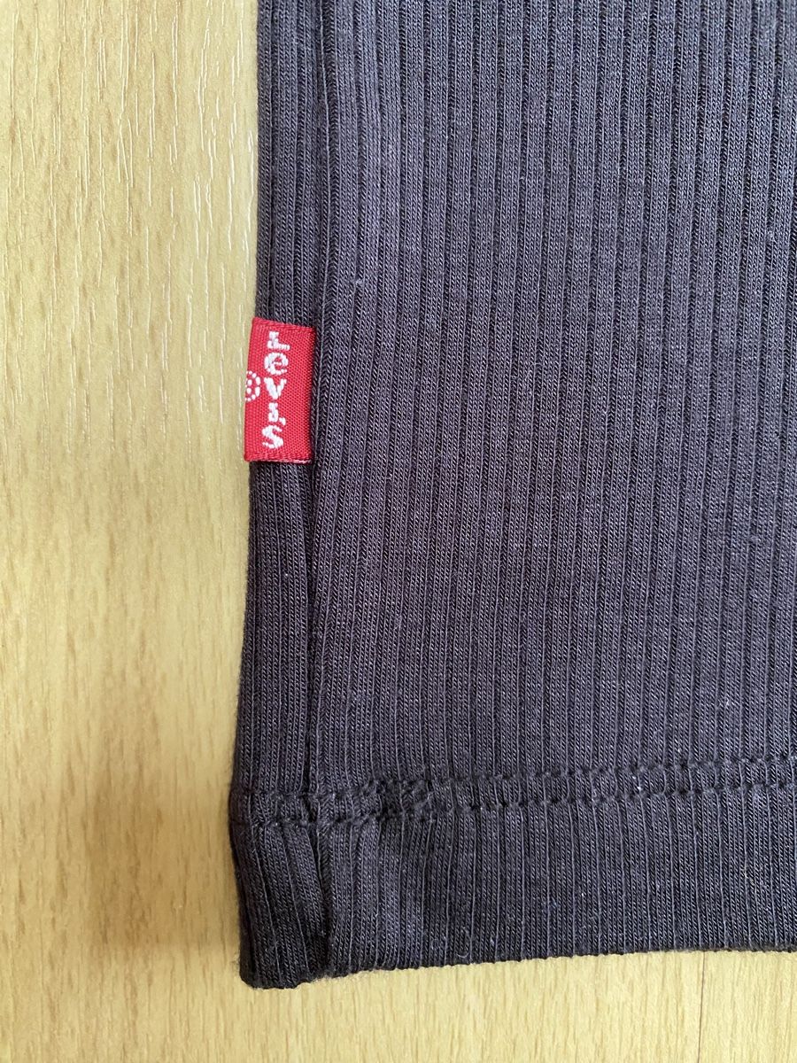 Levi's Top: Levi's Top, Ripp, Gr. L, Schwarz, Neu – Nuovo e nell'imballaggio originale da Buochs venduto da H16 6