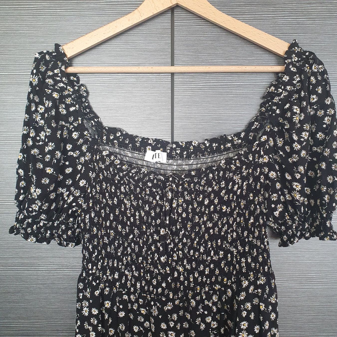 Vestiti: Kleid EDITE Grösse 40 – Usato da Römerswil LU venduto da cfm_j789 1