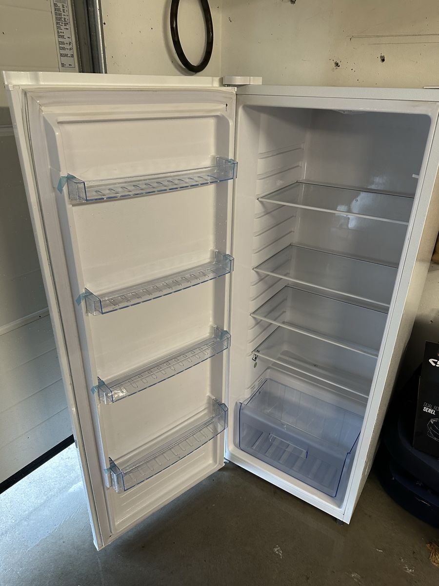Réfrigérateurs: Kühlschrank  – D'occasion à Urdorf par giazu 3