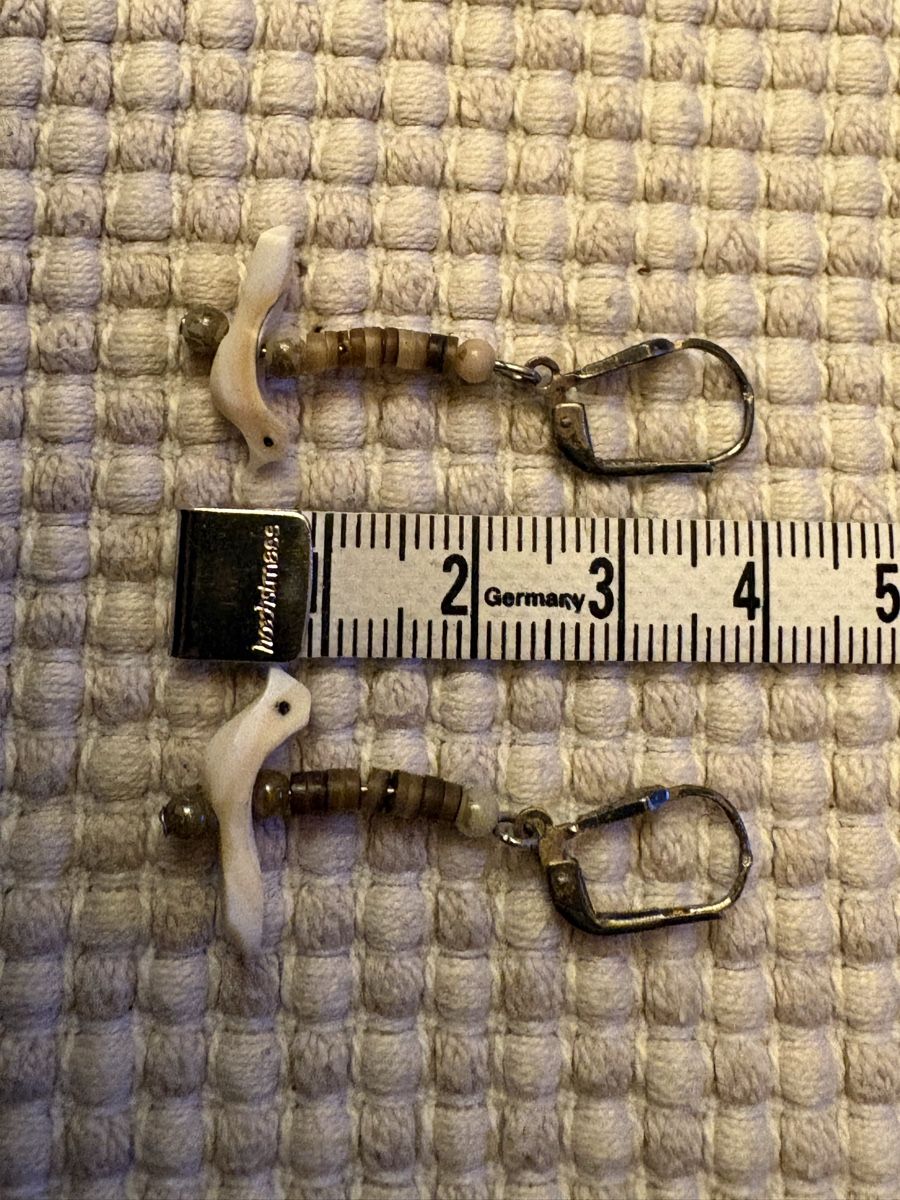 Orecchini pendenti & Orecchini a lobo: Ohrring mit Vogel aus Muschel / Modeschmuck – Usato da Rümlang venduto da euqinom16