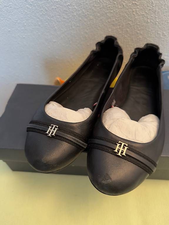 Damenschuhe: Tommy Hilfiger ballet flats – Gebraucht aus Gentilino von sar_6wzk
