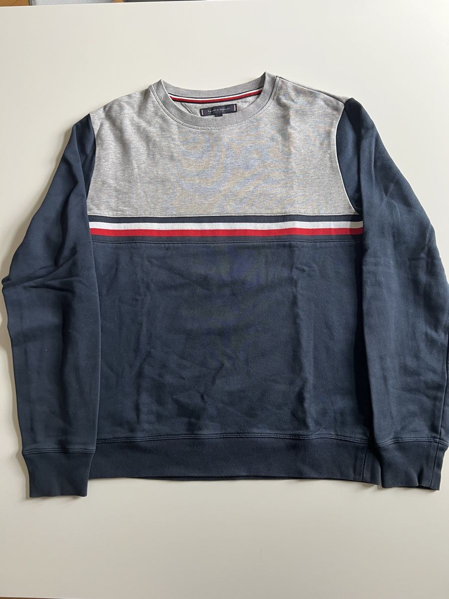 Tommy Hilfiger Maglioni & Felpe: Tommy Hilfiger Herren Pullover, Grösse M, Top Zustand! – Nuovo (secondo la descrizione) da Zürich venduto da zleoh