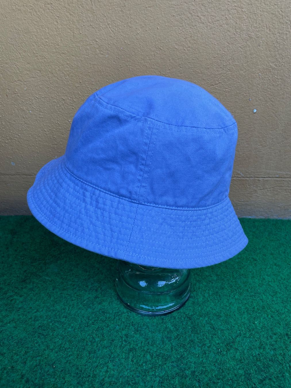 Kangol Copricapi, berretti & cappellini: Kangol Lila Hut – Usato da Zürich venduto da le_souk 1