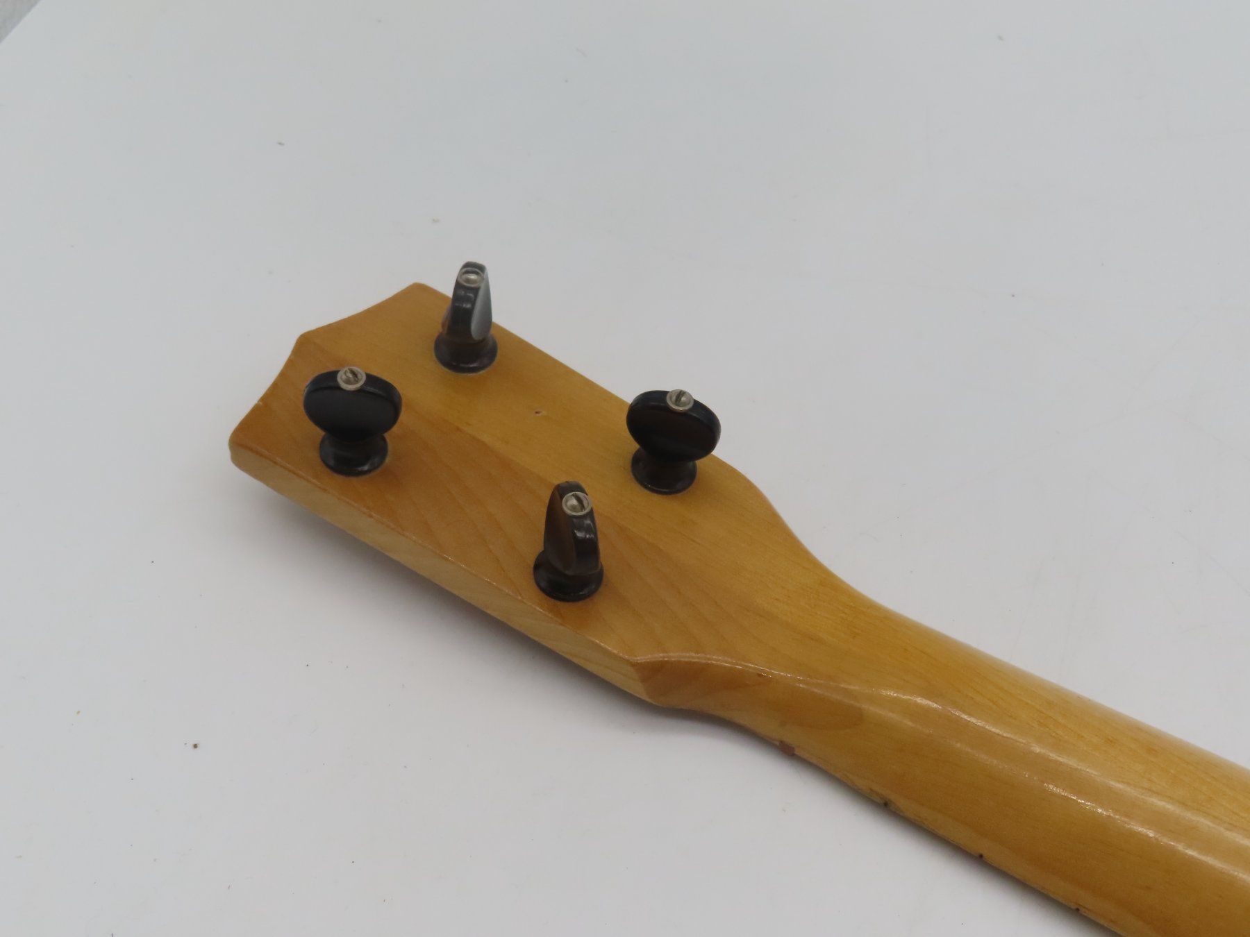Strumenti musicali: Sopran Ukulele mit Etui – Usato da Reinach BL venduto da WBZ-Flohmarkt 5