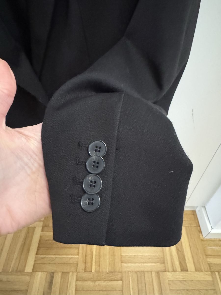 H&M Completi & Tailleur: Schwarzer H&M Oversize Blazer Gr. XS / 34 elegant – Usato da Schlieren venduto da itsquality 2