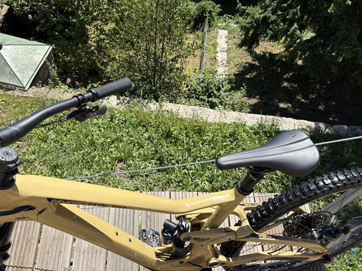 Velos: Devinci Troy CF 2023 – Neu (gemäss Beschreibung) aus Monthey von MacMatisse 2