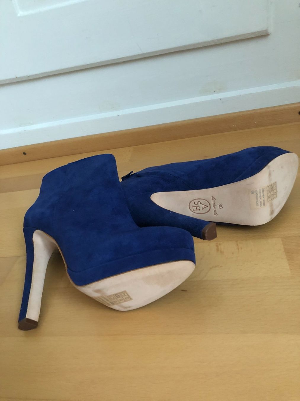 Ash Chaussures femmes: ASH Boots "Chloe" – D'occasion à Zürich par sla_9j6n 3