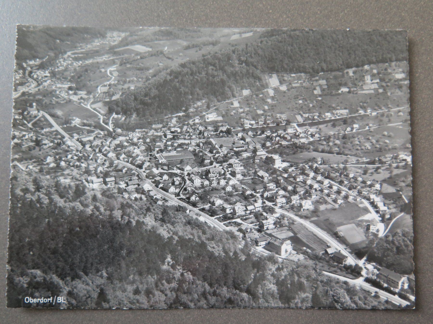 Cartoline postali: OBERDORF / BL - FLUGAUFNAHME – Usato da Wittenbach venduto da lipasal
