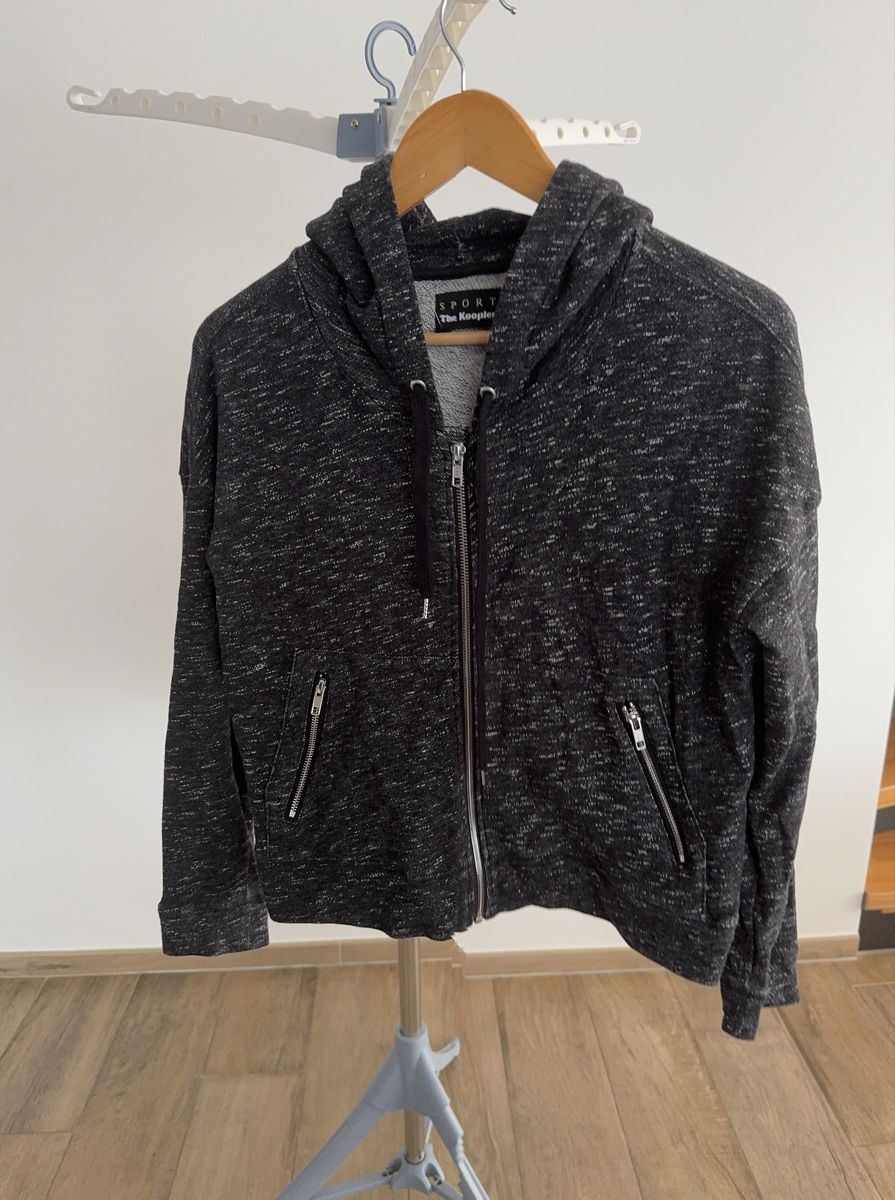 Kooples Maglioni & Felpe: Sweat à capuche The Kooples gris anthracite taille S – Usato da Vandoeuvres venduto da Zoccoli11 1