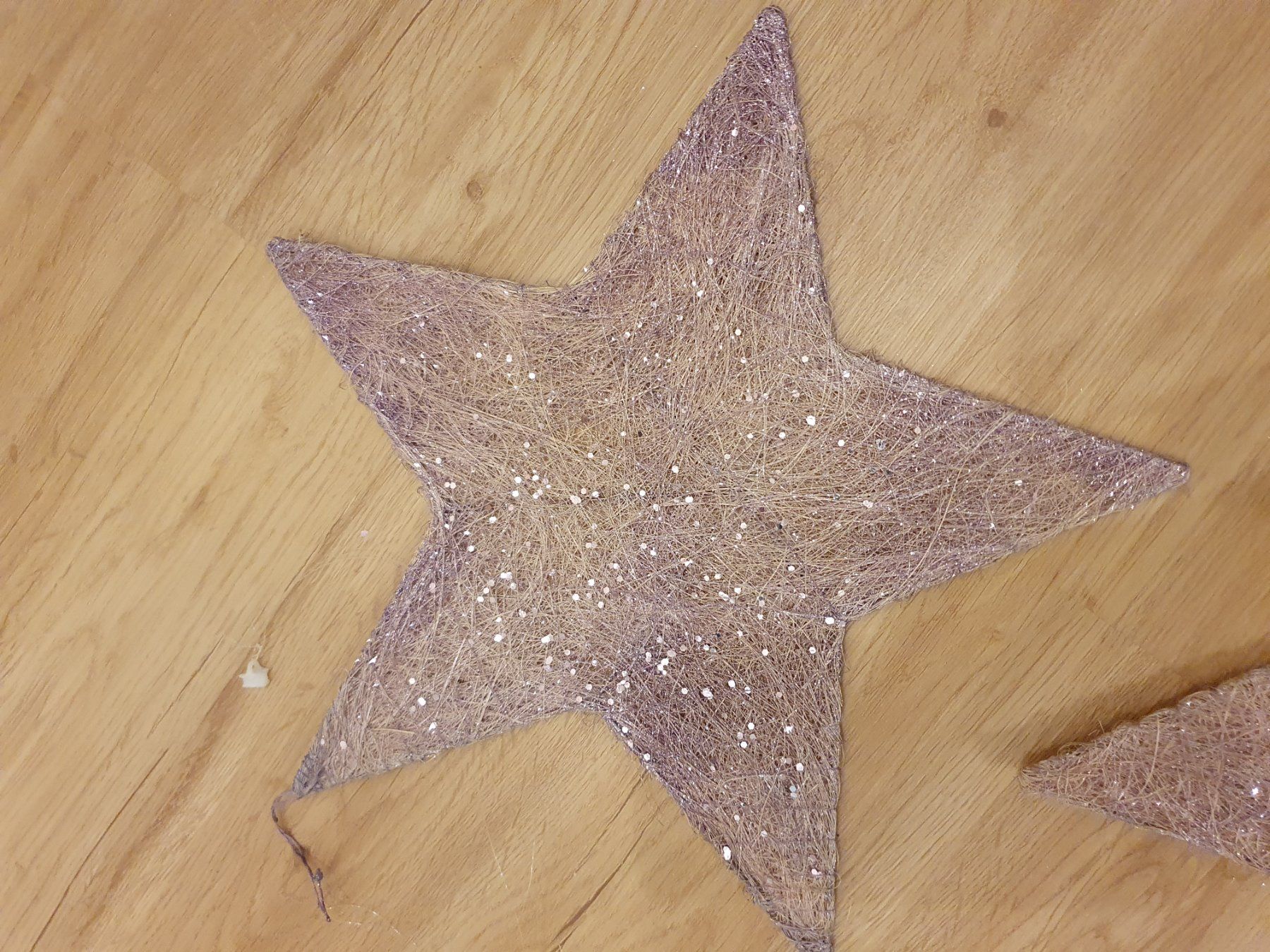 Tutte le decorazioni: 3 lilafarbene, glitzernde Deko Sterne gross – Usato da Heinrichswil venduto da frankie19860 2