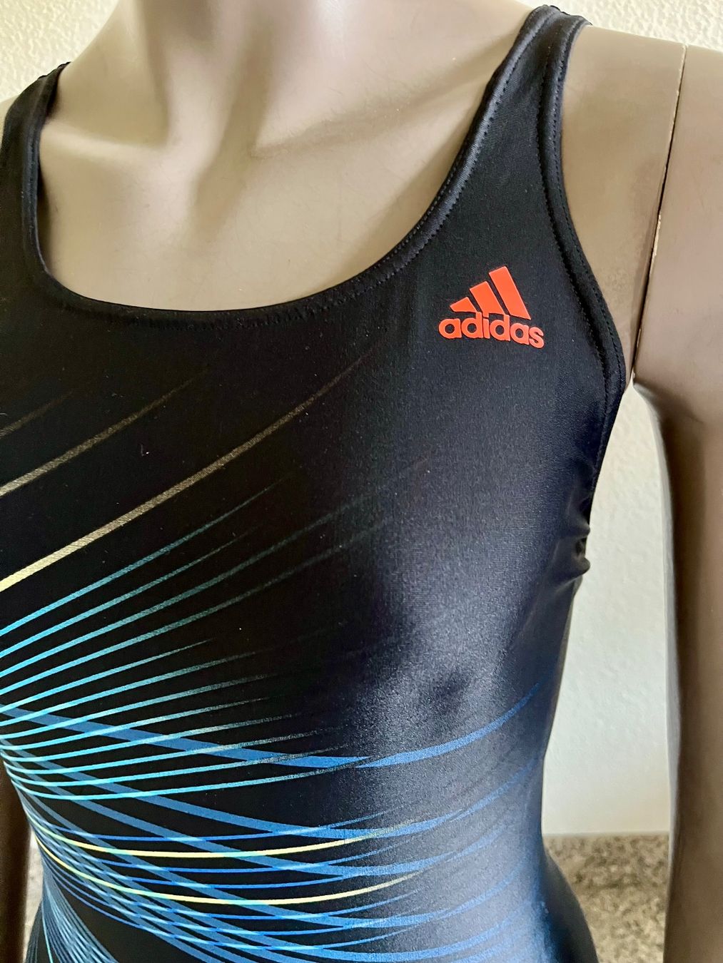 Adidas Costumi da bagno & Bikini: Original Adidas Badeanzug, Gr. 40, schwarz, gemustert – Nuovo e nell'imballaggio originale da Adliswil venduto da vette56 1
