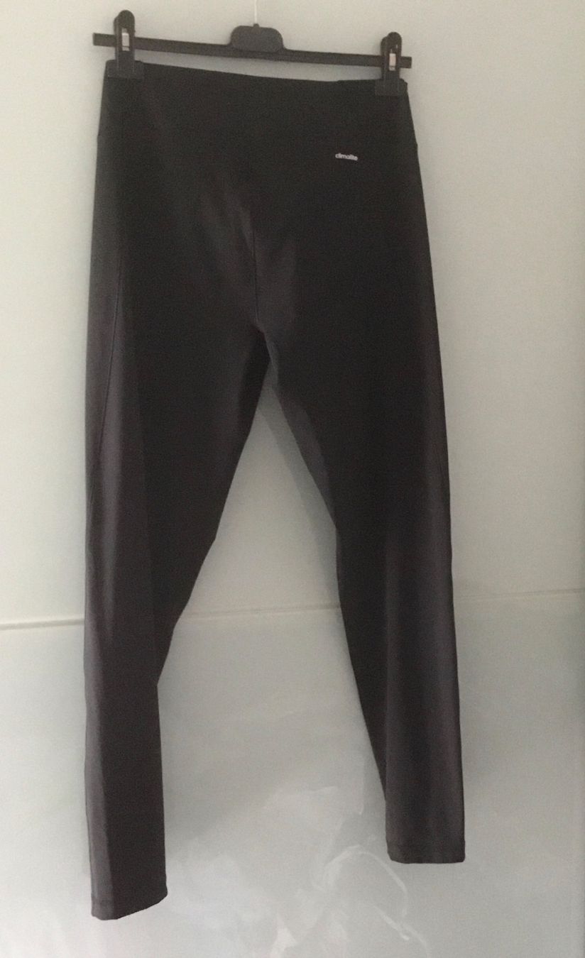 Adidas Leggings: Leggings Adidas climalite – Usato da Sion venduto da ENKLR 1