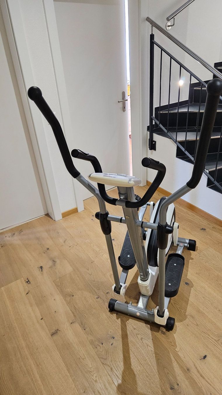 Hometrainer: Crosstrainer CT 400 – Usato da Emmetten venduto da frank.beetz 1