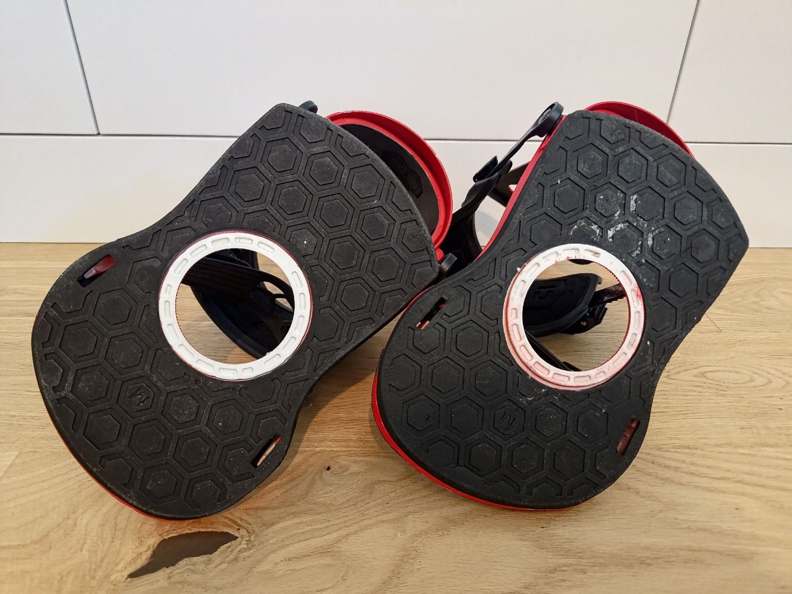 Union Bindungen: Snowboardbindung Union Contact Pro rot gebraucht – Gebraucht aus Bern von Langhaardackel 2