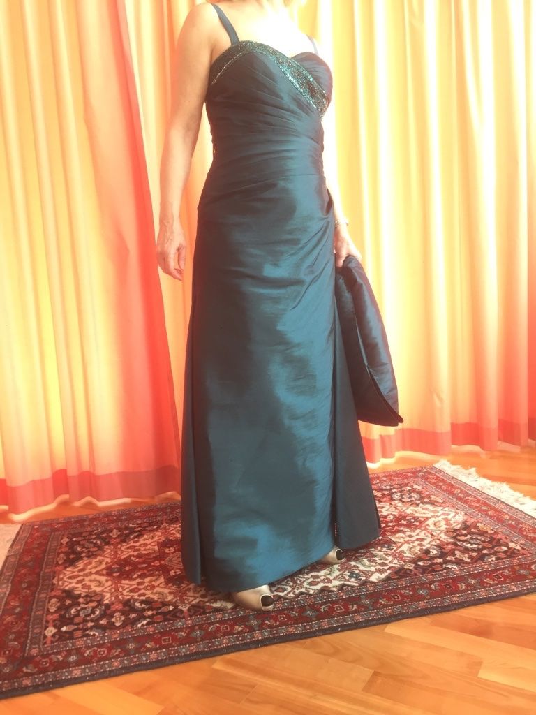 Vestiti: FESTKLEID Joy Abendmode – Usato da Moerschwil venduto da Poggiardo