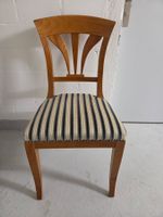Antiker Biedermeier Stuhl mit Sitzpolster