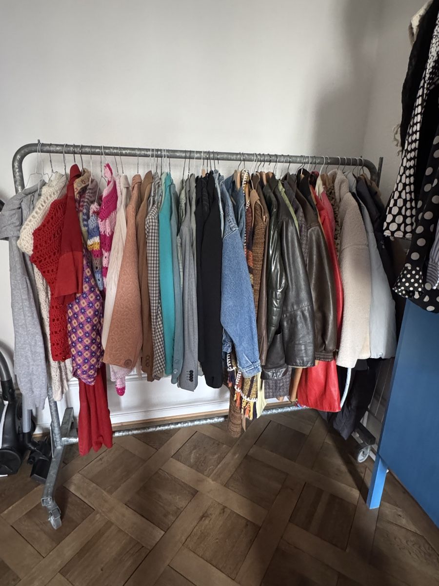 Garderobe: Kleiderständer Metall Rollbar – Gebraucht aus Biel/Bienne von leo_h2vb 3