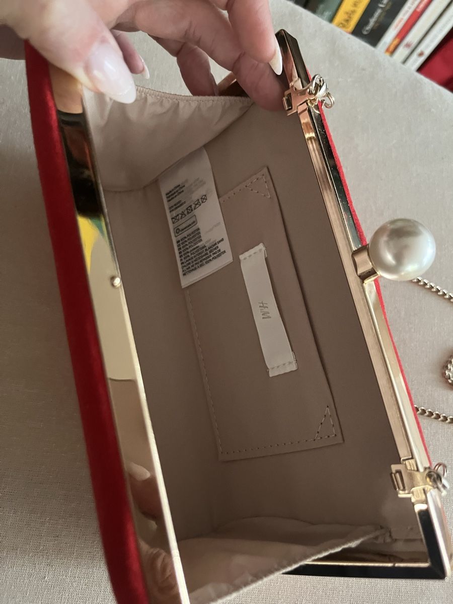H&M Borse da donna: Kleines Täschli mit schönem Perlen Verschluss – Nuovo (secondo la descrizione) da Cham venduto da chanel3 2