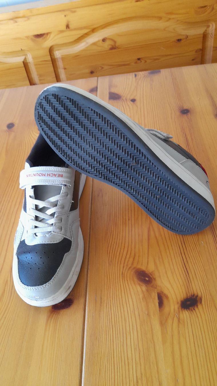 Scarpe da uomo: Schuhe Gr. 39 – Usato da Nesslau venduto da Churfirsten08 2