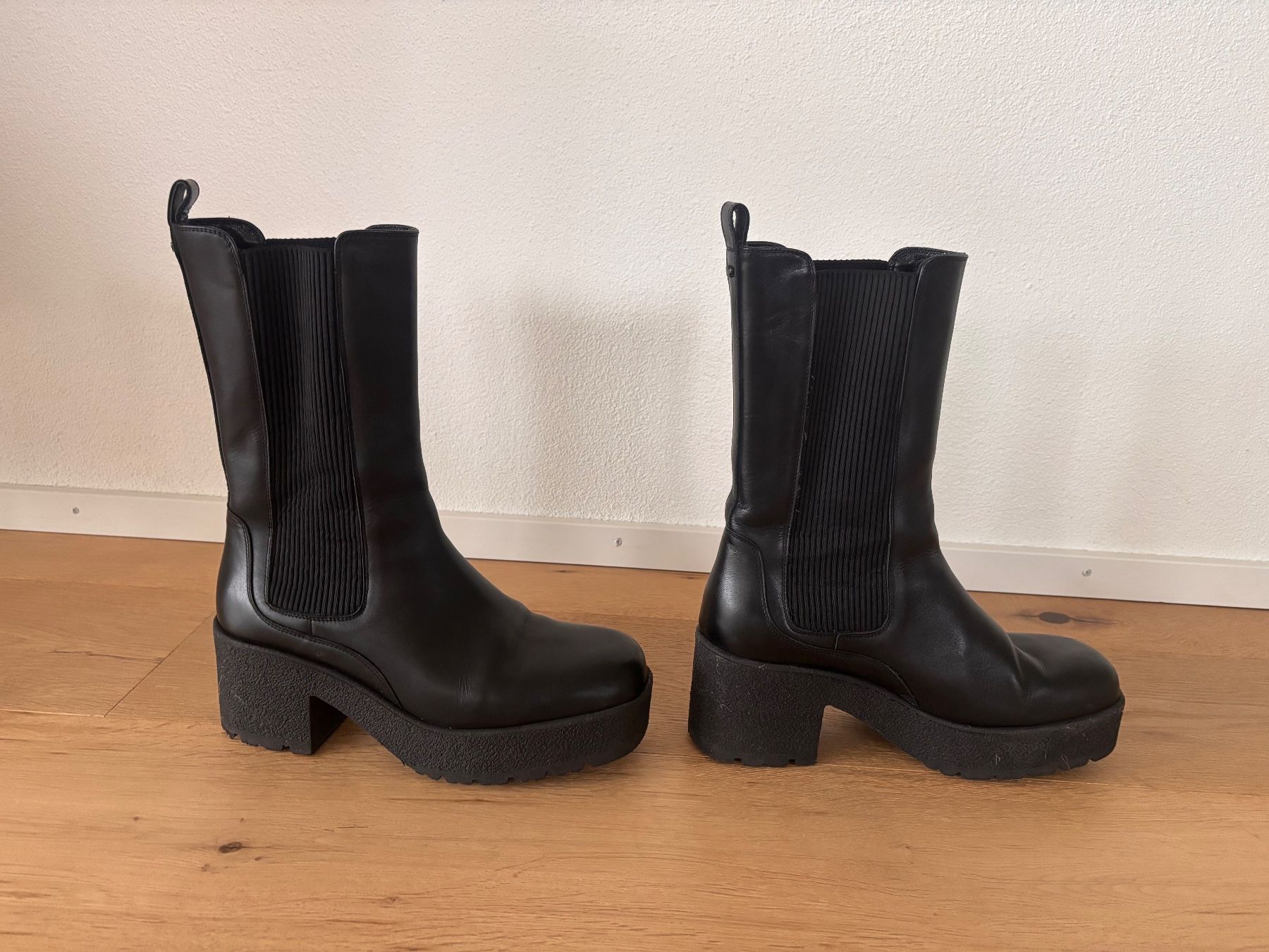 Max Mara Damenschuhe: NEU Max Mara Leder-Stiefeletten – Neu (gemäss Beschreibung) aus Winznau von Lauralavera1 3