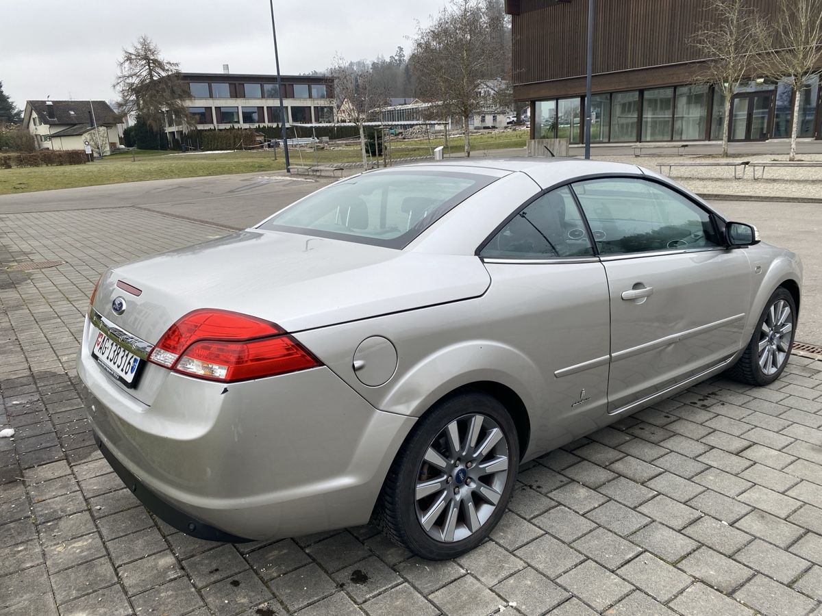 Ford Automobili: Ford Focus Cabriolet Silber guter Zustand – Usato da Mägenwil venduto da Limited07 3