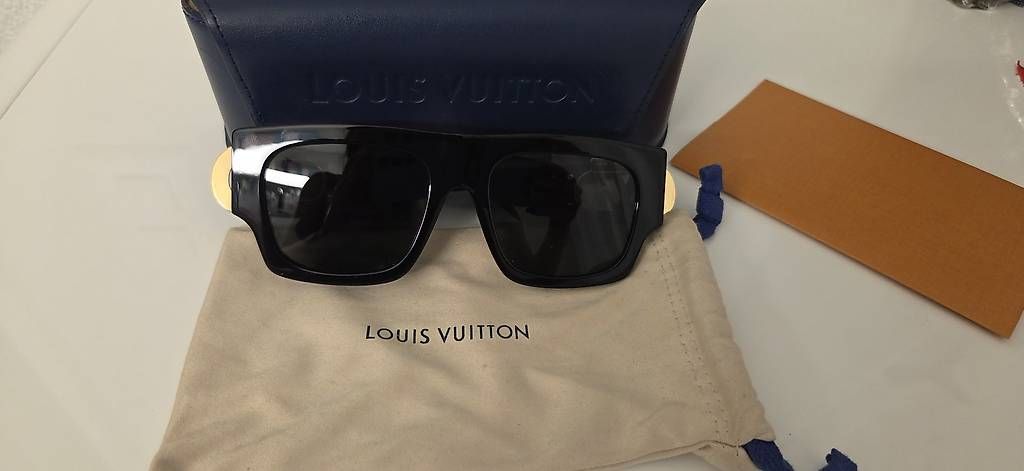 Louis Vuitton Occhiali & Lenti: Original Louis Vuitton Sonnenbrille Full Set – Nuovo (secondo la descrizione) da St. Urban venduto da kun_9gl9 1
