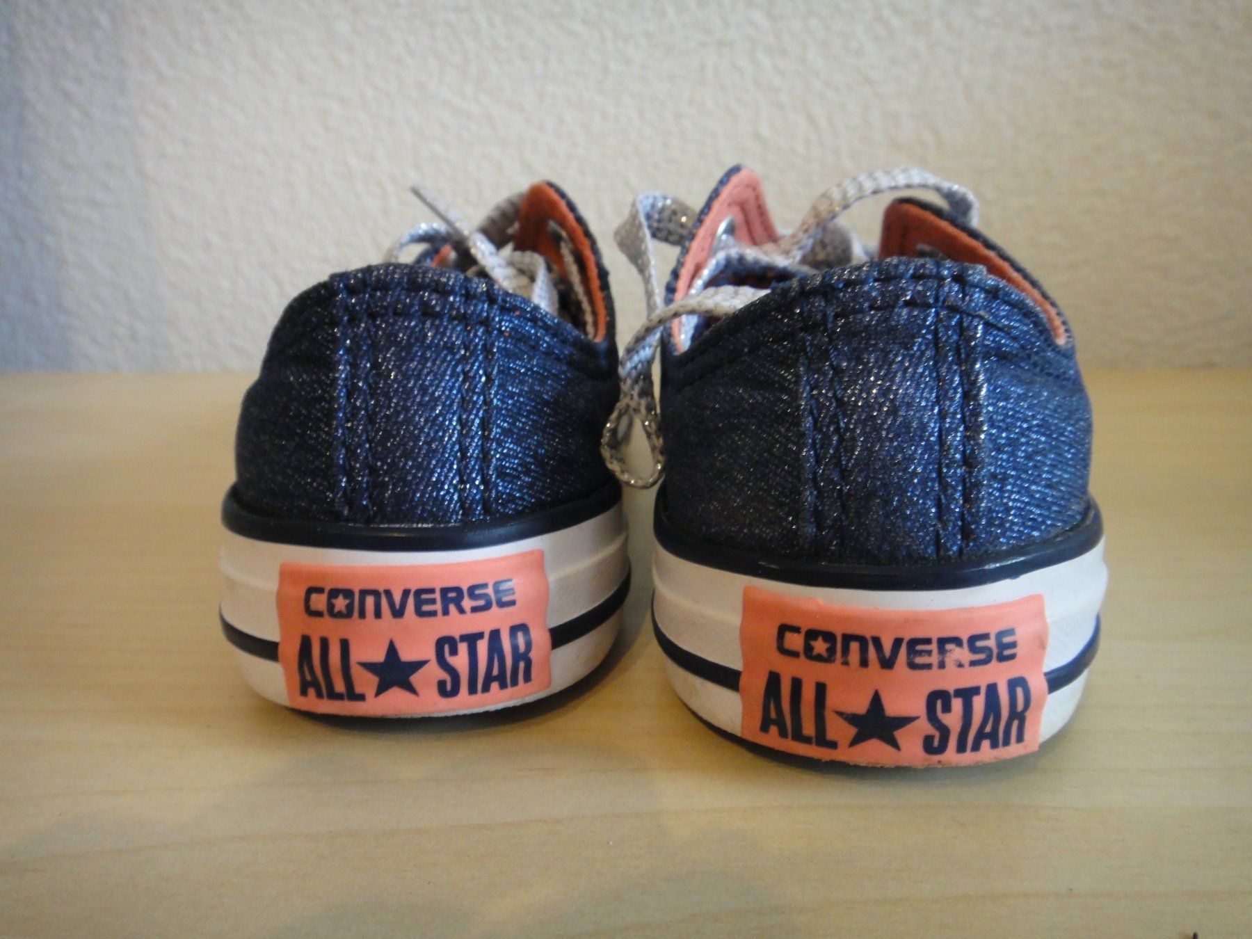 Converse Scarpe per ragazze: Converse Neuwertige Schuhe Mädchen Gr. 30 – Nuovo (secondo la descrizione) da Winterthur venduto da LemonTree5 2