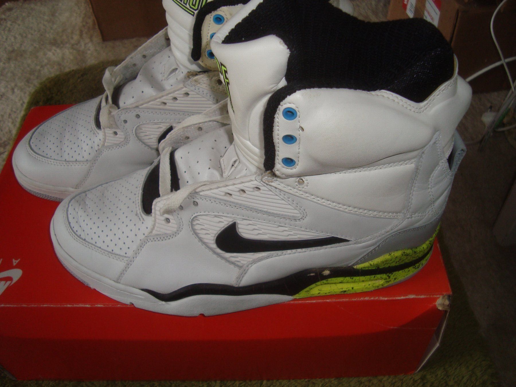 Nike Herrenschuhe: vintage 1990 year Nike Basket Air Command Force s.10us unuse – Neu und originalverpackt aus Wädenswil von OliveDerSpezialist 1