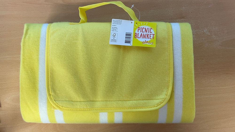 Coop Coperte: Picknickdecke 140x180cm Rückseite isolierend wasserabweisend – Nuovo (secondo la descrizione) da Glattfelden venduto da cybermaxx