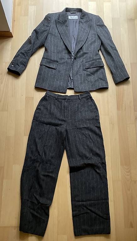 Completi & Tailleur: Max Mara Deux Piece Grau Grösse 38 – Usato da Bern venduto da Zentro