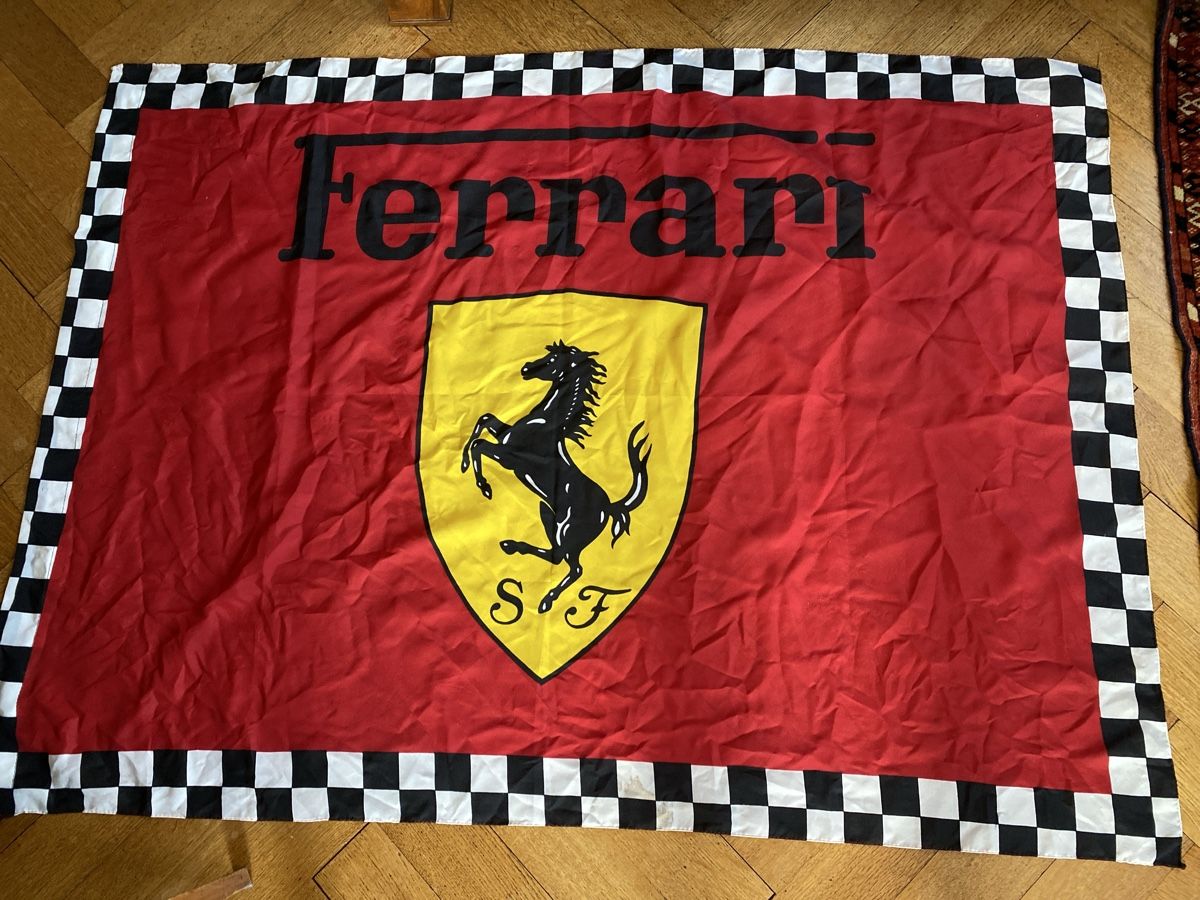 Fahnen: Grosses Ferrari Tuch – Gebraucht aus Sursee von lucialiani