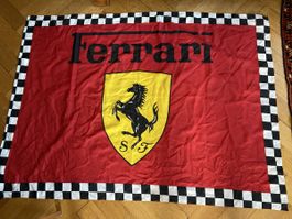 Grosses Ferrari Tuch