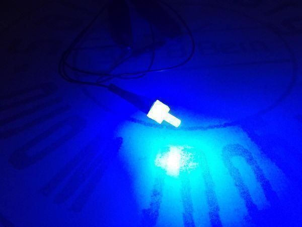 Componenti elettronici: Tower-LED 12V verkabelt, blau – Nuovo (secondo la descrizione) da Luzern venduto da Salefactory