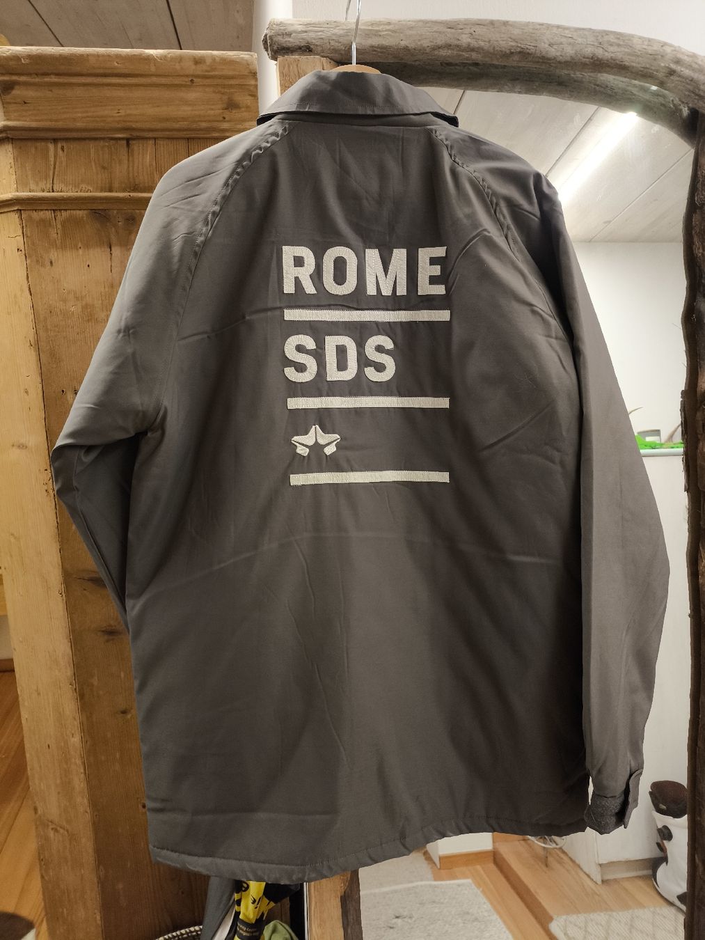 Giacche: Rome SDS Jacke Isolation Gr. L – Usato da Scuol venduto da Pisoc2019 1